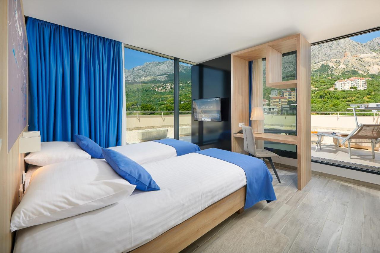 Medora Auri Family Beach Resort Podgora Exterior photo