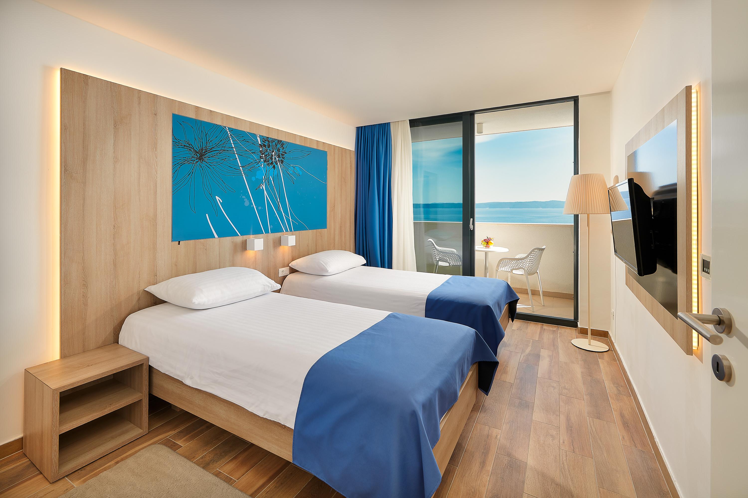 Medora Auri Family Beach Resort Podgora Exterior photo