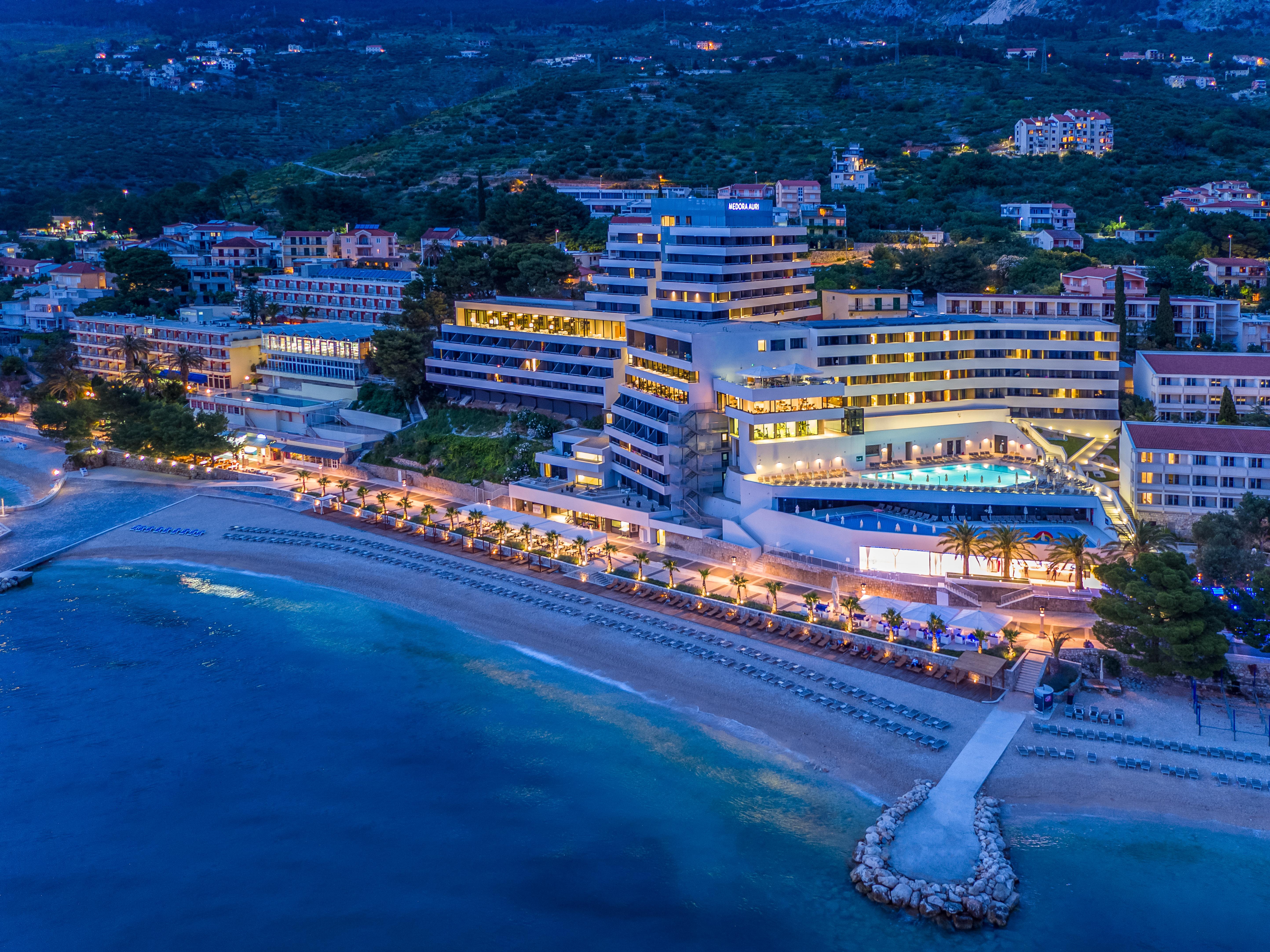 Medora Auri Family Beach Resort Podgora Exterior photo